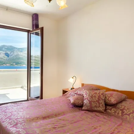 By The Sea Tri Zala, Korcula - 4346